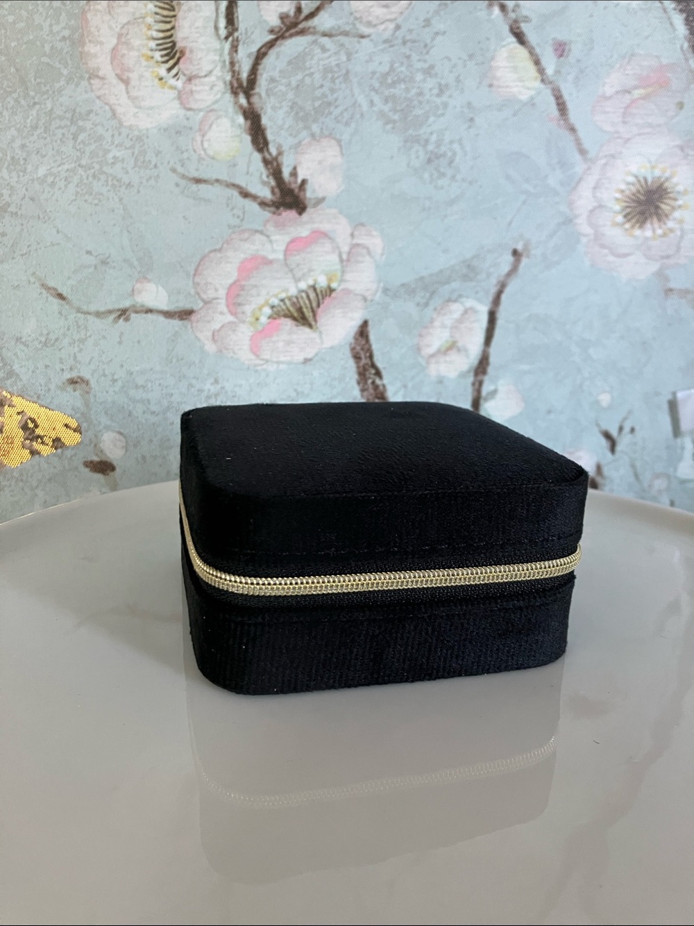 Black Velvet Jewelry Mini Travel Case with Gold Zipper NEW